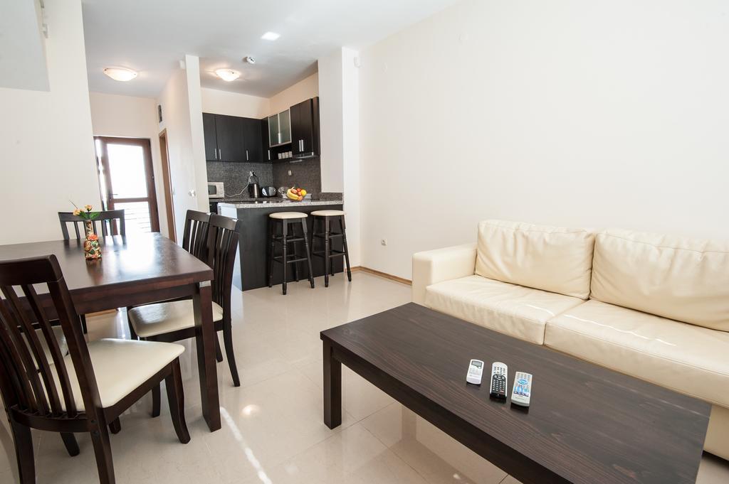 Lighthouse Golf Apart Complex&Villas Balchik Extérieur photo